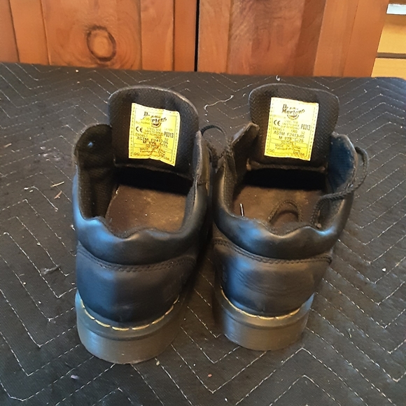 Dr. Martens - Picture 11 of 15